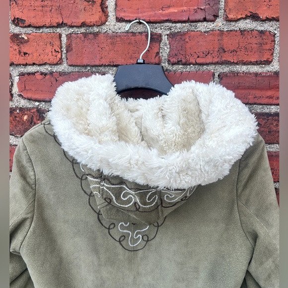 Steve Madden Penny Lane Coat - Picture 8 of 8